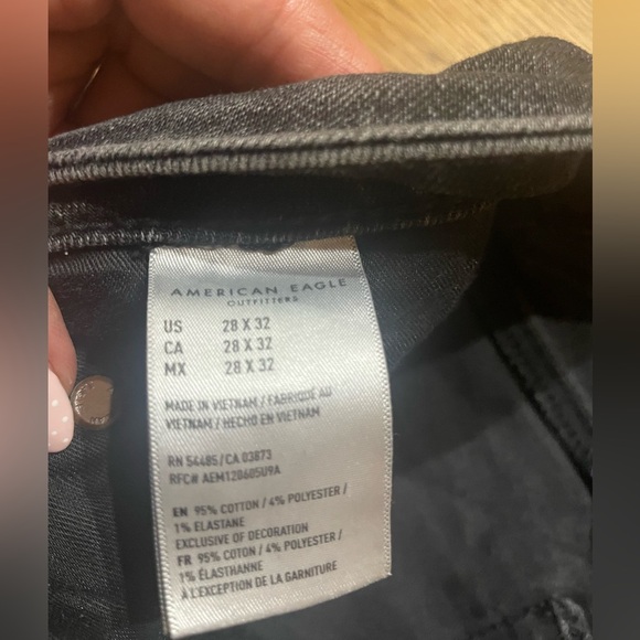 American Eagle Outfitters Black Ripped Skinny Jeans - Picture 2 of 6